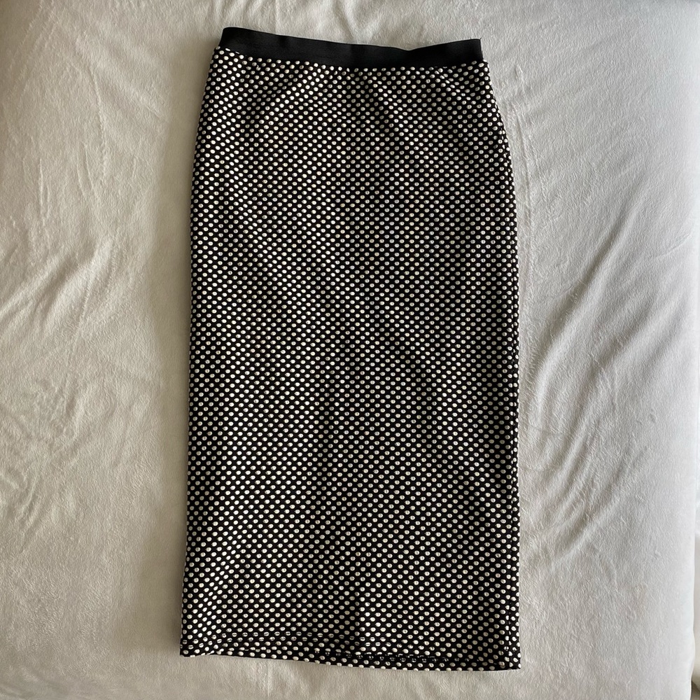Black/beige polka dot pencil skirt